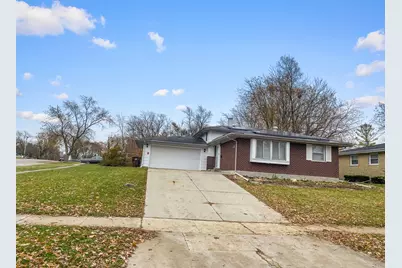 1001 Blackhawk Drive, University Park, IL 60484 - Photo 1