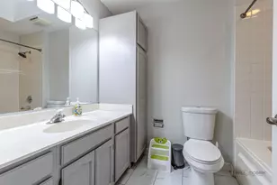 367 Golfview Ct, Bloomingdale, IL 60108 - Photo 23