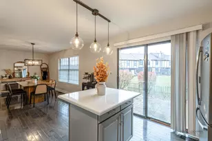 367 Golfview Ct, Bloomingdale, IL 60108 - Photo 17