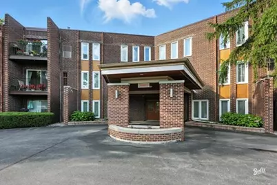 1425 Sandpebble Drive #340, Wheeling, IL 60090 - Photo 1