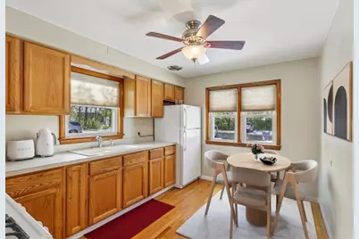 9219 S Spaulding Avenue, Evergreen Park, IL 60805 - Photo 7