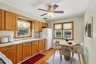 9219 S Spaulding Ave, Evergreen Park, IL 60805 - Photo 7