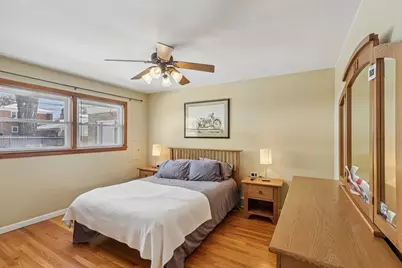 9219 S Spaulding Avenue, Evergreen Park, IL 60805 - Photo 17