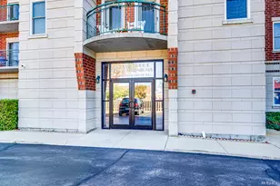 104 N Plum Grove Rd, Palatine, IL 60067 - Photo 25