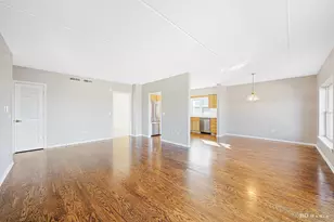 104 N Plum Grove Rd, Palatine, IL 60067 - Photo 9