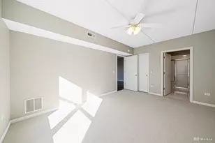 104 N Plum Grove Rd, Palatine, IL 60067 - Photo 17