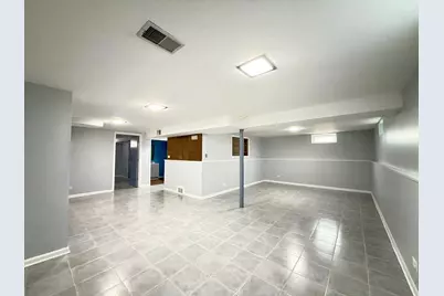 539 W Rose Avenue, Addison, IL 60101 - Photo 11