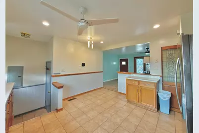 539 W Rose Avenue, Addison, IL 60101 - Photo 5