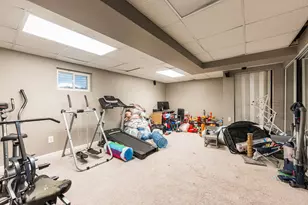 4015 Peartree Dr, Lake in the Hills, IL 60156 - Photo 33