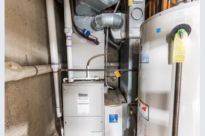 4015 Peartree Drive, Lake in the Hills, IL 60156 - Photo 37