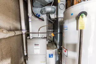 4015 Peartree Dr, Lake in the Hills, IL 60156 - Photo 37