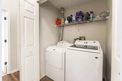 4015 Peartree Drive, Lake in the Hills, IL 60156 - Photo 27