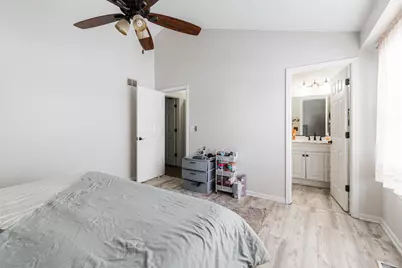 4015 Peartree Drive, Lake in the Hills, IL 60156 - Photo 29