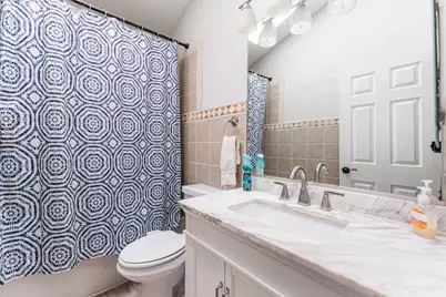 4015 Peartree Drive, Lake in the Hills, IL 60156 - Photo 25