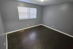 371 Mackinaw Ave, Calumet City, IL 60409 - Photo 7