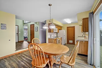 105 Red Cedar Drive, Streamwood, IL 60107 - Photo 7