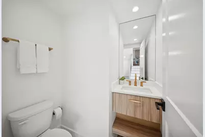 706 E 41 Street, Chicago, IL 60653 - Photo 17