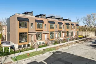 706 E 41st St, Chicago, IL 60653 - Photo 1