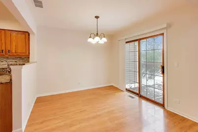 716 Clover Hill Court, Elk Grove Village, IL 60007 - Photo 7