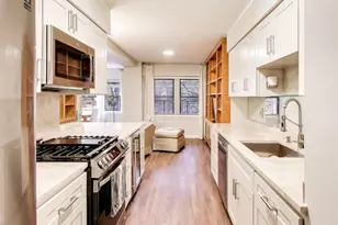 1350 N Astor St, Chicago, IL 60610 - Photo 13