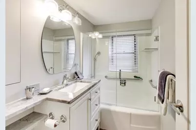 1350 N Astor Street #4C, Chicago, IL 60610 - Photo 15