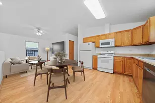 26183 W Wooster Lake Ave, Ingleside, IL 60041 - Photo 3