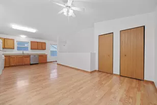 26183 W Wooster Lake Ave, Ingleside, IL 60041 - Photo 7