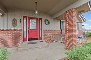 15742 Moody Rd, Oak Lawn, IL 61943 - Photo 5