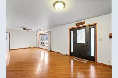 15742 Moody Road, Oak Lawn, IL 61943 - Photo 9