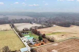 15742 Moody Rd, Oak Lawn, IL 61943 - Photo 3