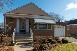 18419 Gottschalk Ave, Homewood, IL 60430 - Photo 1