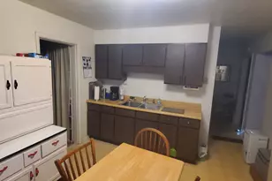 172 N Jackson Ave, Bradley, IL 60915 - Photo 5