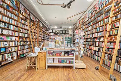 1102 W 18th Street, Chicago, IL 60608 - Photo 11