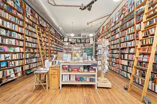 1102 W 18th St, Chicago, IL 60608 - Photo 11