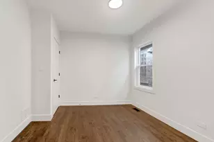 5844 W Leland Ave, Chicago, IL 60630 - Photo 17