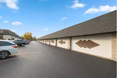 11109 S 84th Avenue #1B, Palos Hills, IL 60465 - Photo 3