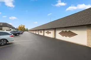 11109 S 84th Ave, Palos Hills, IL 60465 - Photo 3