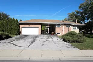 5000 N Oconto Ave, Harwood Heights, IL 60706 - Photo 39