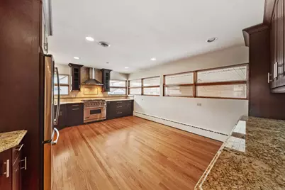 5000 N Oconto Avenue, Harwood Heights, IL 60706 - Photo 9