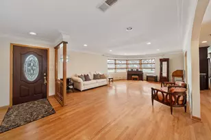 5000 N Oconto Ave, Harwood Heights, IL 60706 - Photo 5