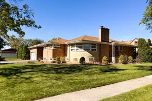 5000 N Oconto Ave, Harwood Heights, IL 60706 - Photo 1