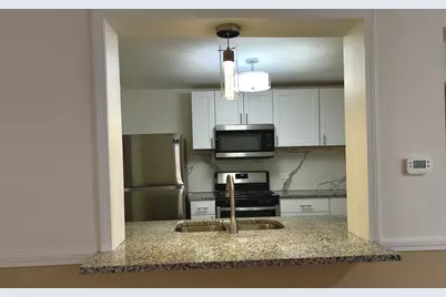 7421 W 64th Street, Summit, IL 60501 - Photo 9