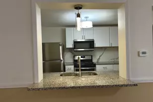 7421 W 64th St, Summit, IL 60501 - Photo 9