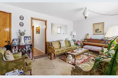 624 S 17th Avenue, Maywood, IL 60153 - Photo 3