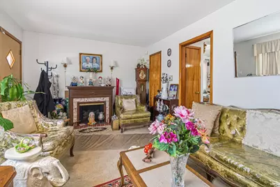 624 S 17th Avenue, Maywood, IL 60153 - Photo 5