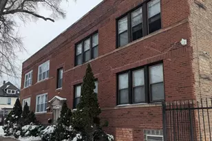 11005 S Perry Ave, Chicago, IL 60628 - Photo 17