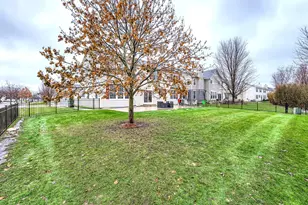 2224 Amelia Ln, Hoffman Estates, IL 60192 - Photo 27