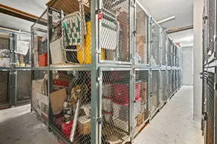 9001 Golf Rd, Des Plaines, IL 60016 - Photo 23