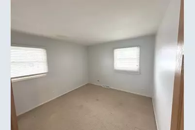1388 Gardina Vista, Crystal Lake, IL 60014 - Photo 7