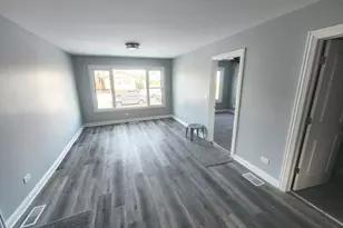 4147 Prairie St, Schiller Park, IL 60176 - Photo 5
